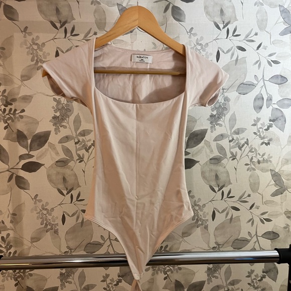 ✨Babaton Contour Square Neck Body Suit✨ - Picture 2 of 4